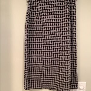 Nordstrom Houndstooth Skirt in Black and Gray